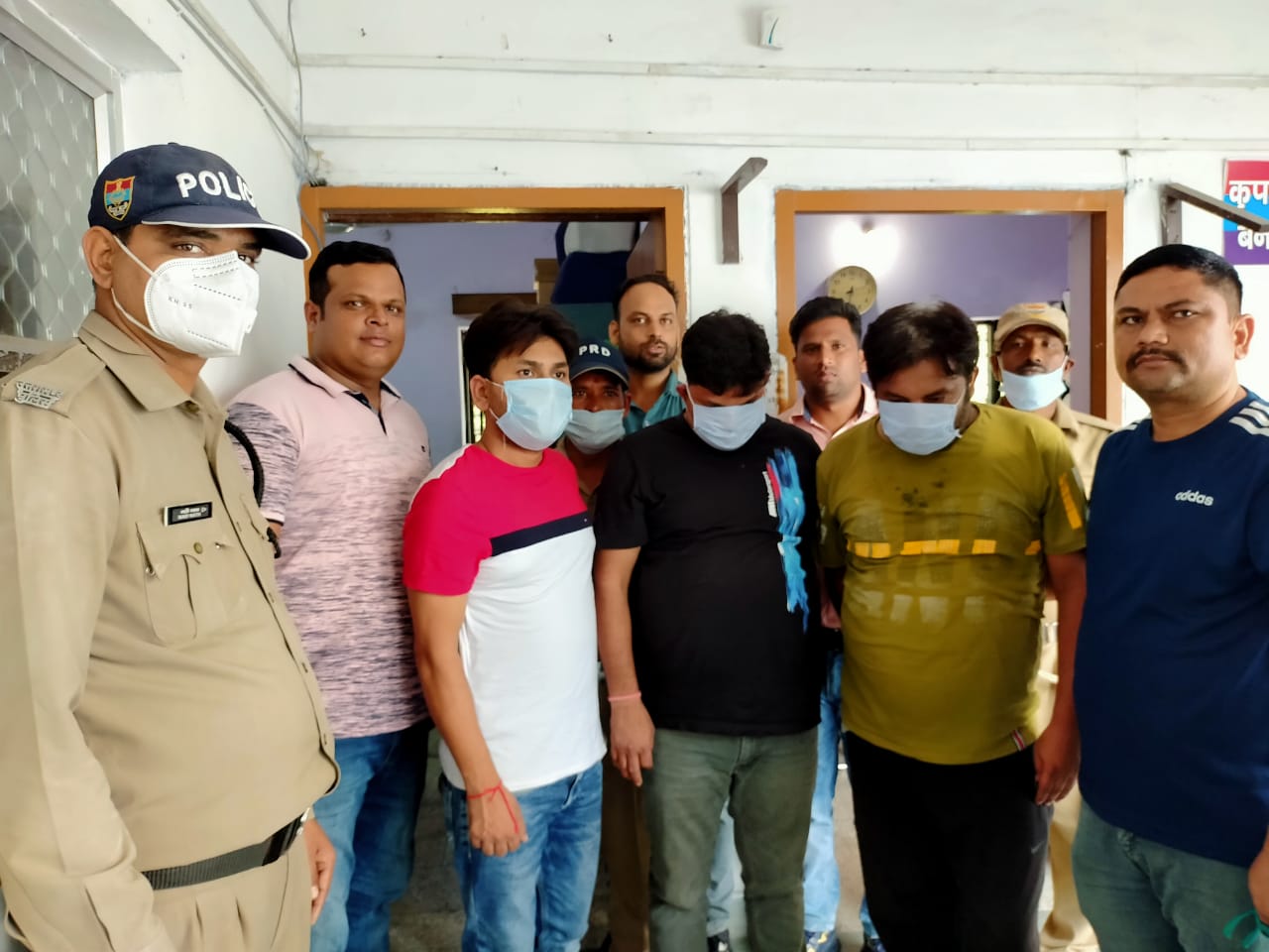 कप्तान के रडार पर आईपीएल सट्टा गैंग, अब तक दर्जनों गिरफ्तार, लाखो रुपया बरामद !    