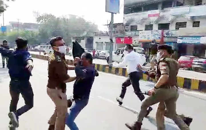 युवा मुख्यमंत्री का युवाओं ने किया विरोध, आखिर क्यों मुख्यमंत्री से नाराज हैं प्रदेश के युवा !