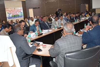 *Rudrapur” लोकसभा चुनाव के दौरान फेक न्यूज फैलाने वालों पर होगी कार्रवाई, जागरूकता के लिए रोजाना पांच पोस्ट…*