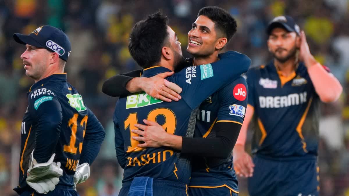 *”क्रिकेट की दुनिया” गुजरात टाइटंस की पूरी टीम पर ठोका BCCI ने जुर्माना, शुभमन गिल को देने होंगे 24 लाख; पढ़िए क्या है वजह…*