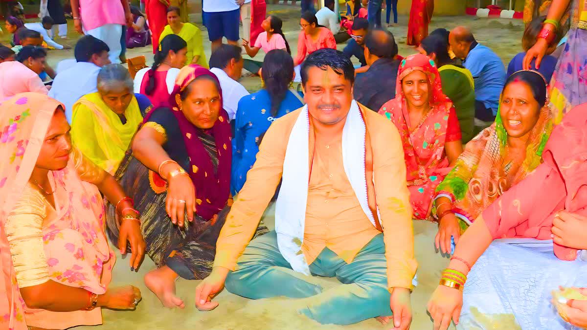 *”पुलिस के हत्थे चढ़ा पाखंडी बाबा” दरबार लगाकर भोली भाली जनता को बना रहा था शिकार; खुद को बताता था भगवान श्री कृष्ण का अवतार…*