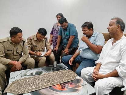 *”दिन दहाड़े कारोबारी की आंखों में मिर्ची पाउडर डालकर लूट, दुकान बंद कर घर लौट रहा था कारोबारी।*