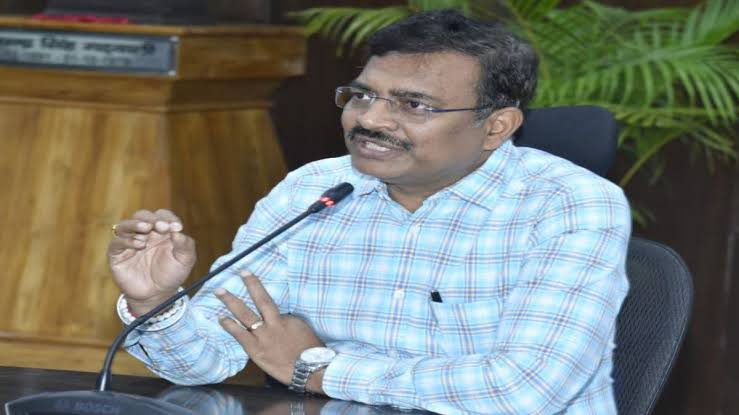 उत्तराखंड को मिला नया प्रशासनिक कप्तान, आनंद वर्धन बने मुख्य सचिव!