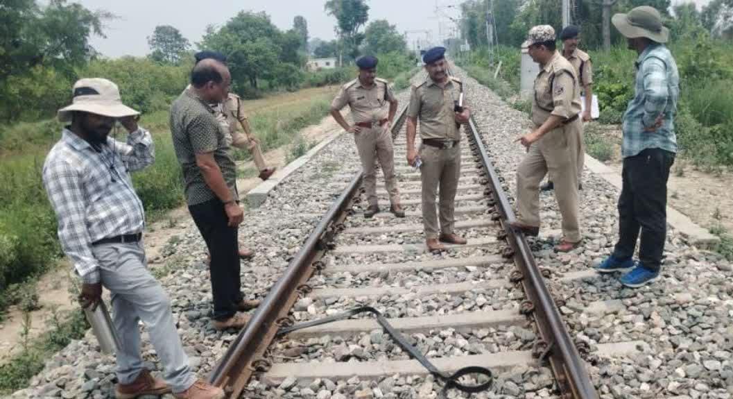 उत्तराखंड में रेल हादसे की बड़ी साजिश नाकाम, समय रहते खुला राज
