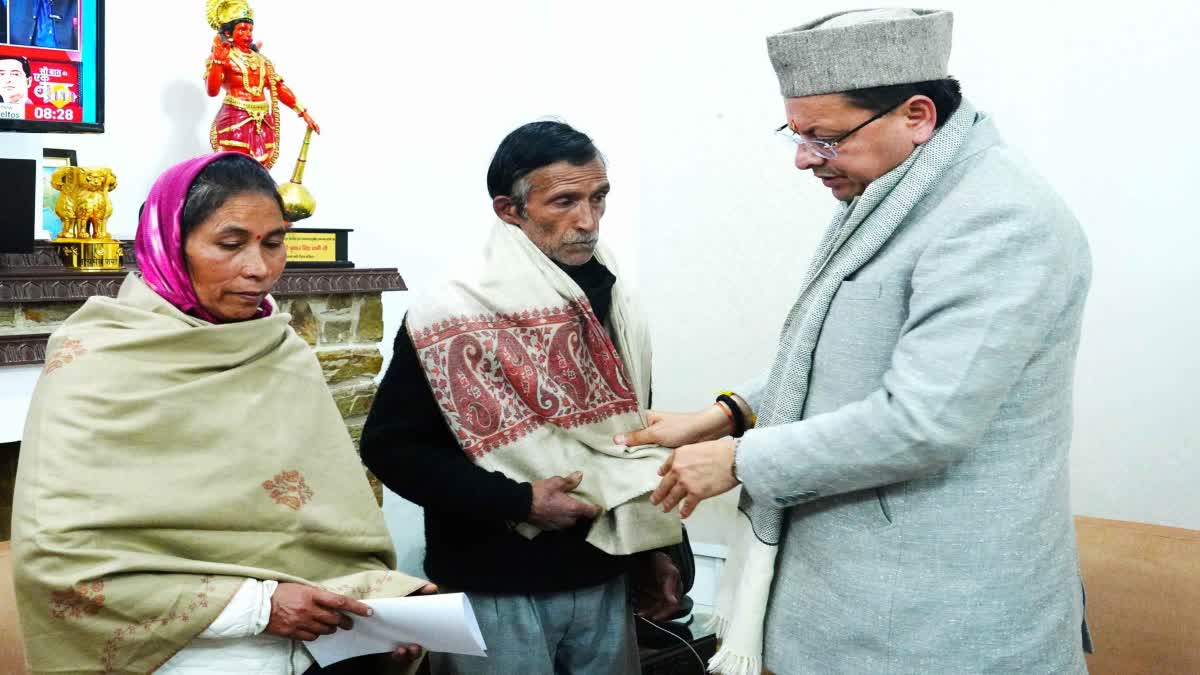 अंकिता भंडारी हत्याकांड: सीएम धामी से मिले माता-पिता, न्याय और मांगों पर कार्रवाई का दिया भरोसा, प्रदेशभर में जारी आक्रोश