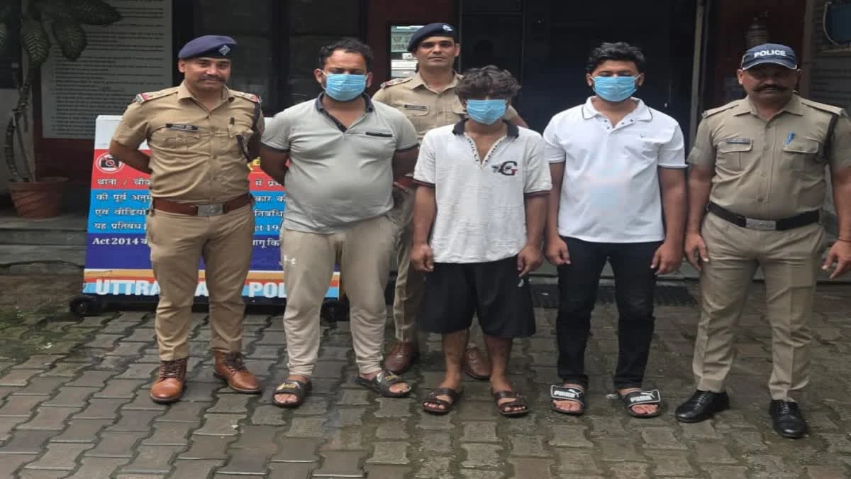 होटल में जबरन नाबालिग से मारपीट, फिर दरिंदगी…मुख्य आरोपी समेत होटल मैनेजर और संचालक गिरफ्तार