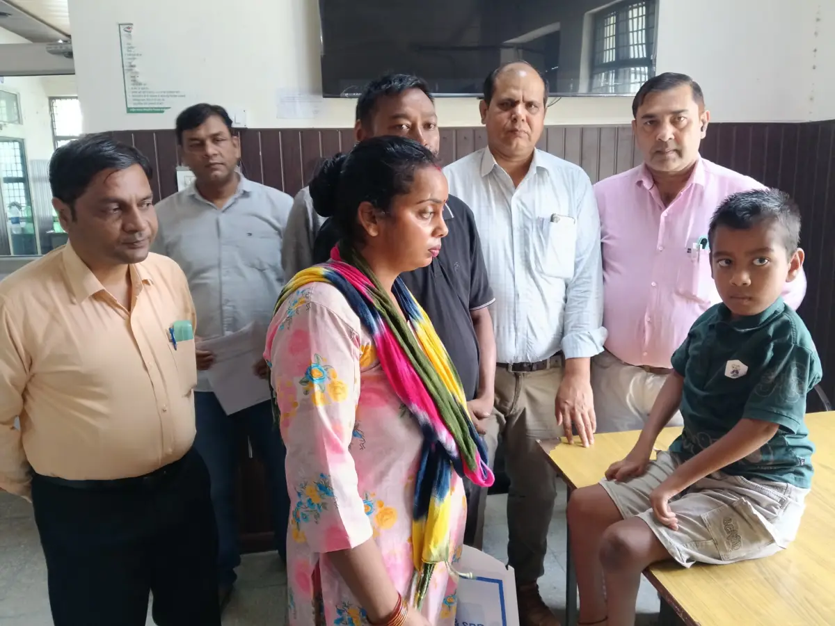उधम सिंह नगर से आठ वर्षीय बीमार बच्चे को मिला इलाज का सहारा, निशुल्क एंबुलेंस से एम्स ऋषिकेश रेफर, स्वास्थ्य विभाग ने संभाली उपचार की जिम्मेदारी