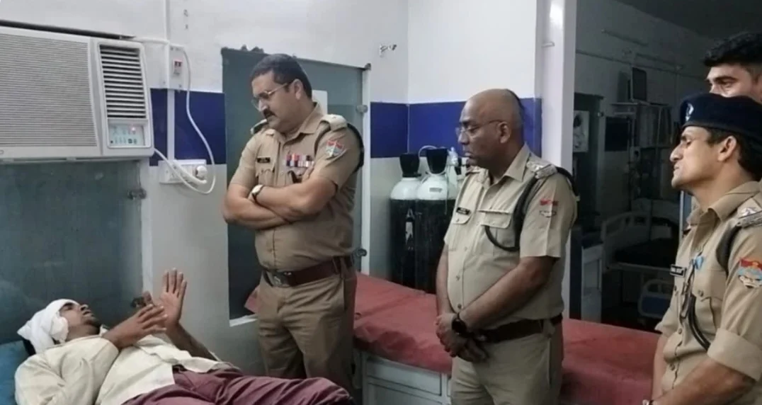 पुलिस को टेंपो से कुचलने की कोशिश, गन्ने के खेत में घुसकर झोंकीं गोलियां, जवाबी कार्रवाई में पैर में लगी गोली